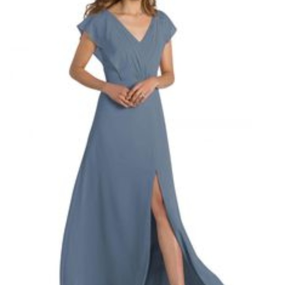 Monique Lhuillier Dresses & Skirts - Monique Lhuillier Gwen